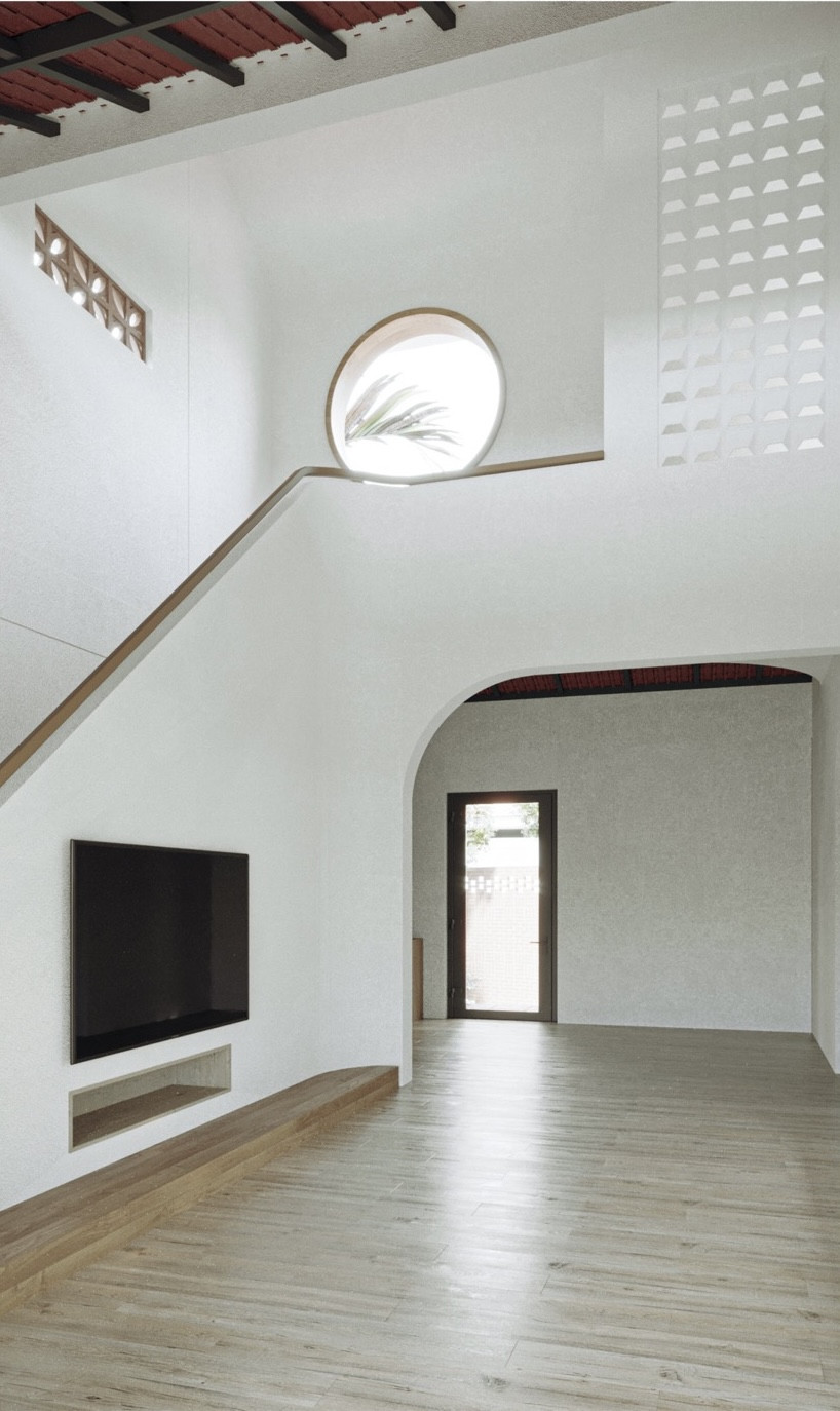 Nhà mái dốc truyền thống ở Hà Nội quanh năm mát mẻ với vườn cây, ao cá-10