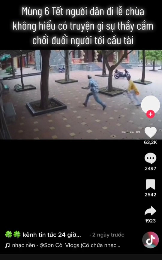 Thực hư thông tin sư thầy cầm chổi đuổi đánh người đến cầu an-1