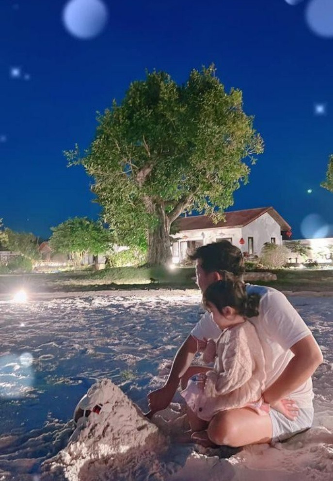 Biệt thự của Trường Giang - Nhã Phương: Rộng nghìn m2 giống công viên, khu vườn đủ loại rau xanh mướt-3