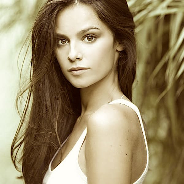 Chân dung vợ ngoại quốc sắp cưới của Song Joong Ki-10