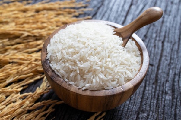 Bỏ thêm một thứ vào nồi nấu cơm, hạt nào cũng căng bóng, dẻo ngon lại nhiều chất bổ-1