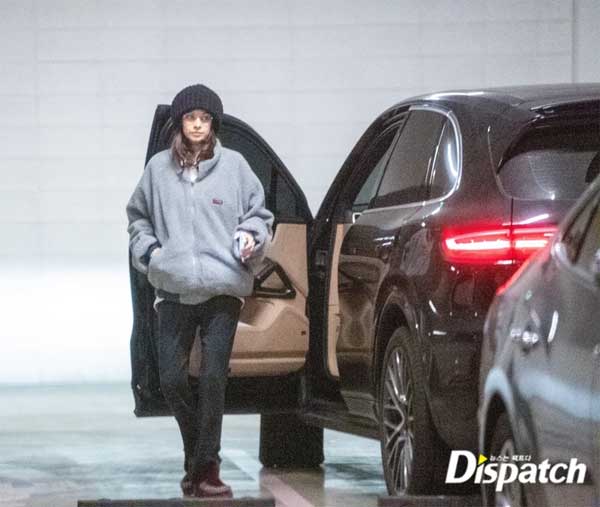 Vợ mới Song Joong Ki lộ diện sau tin kết hôn, cùng mẹ đi mua sắm đồ cho em bé-2