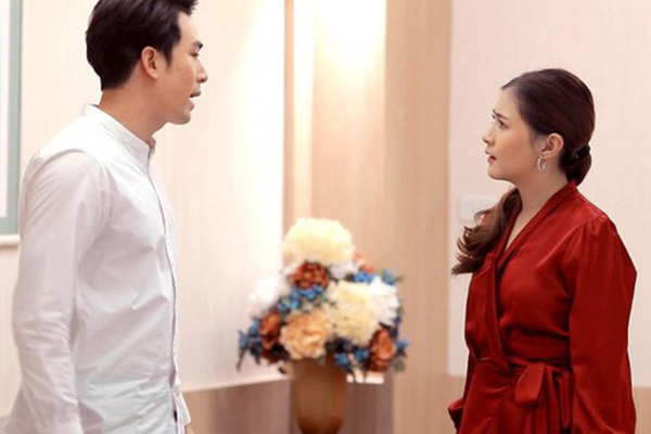 Đêm tân hôn, tôi giật mình khi nghe tiếng gọi bố qua điện thoại của chồng-1