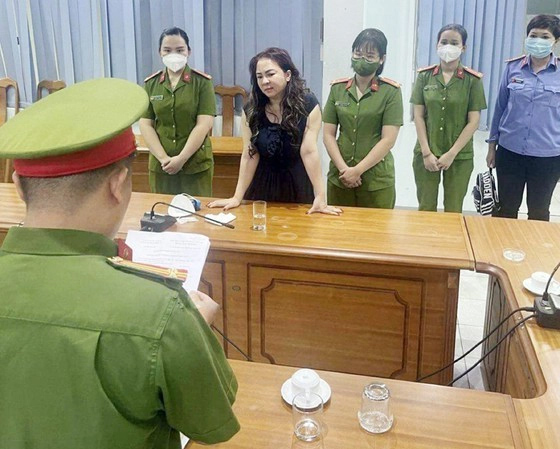 Đề nghị truy tố bị can Nguyễn Phương Hằng cùng 3 đồng phạm-3