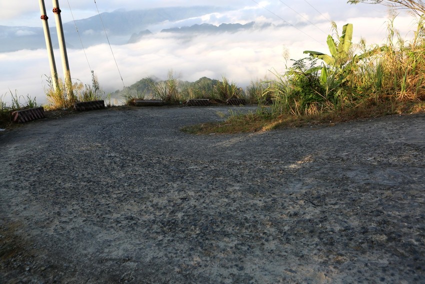 Thầy giáo, con trai và cháu gái tử vong dưới vực sâu ở Thanh Hóa-2