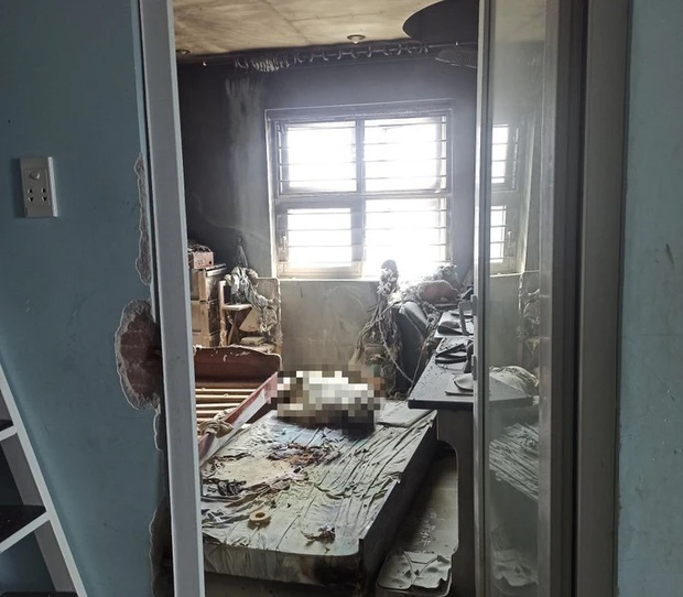 Đà Nẵng: Chồng tử vong cạnh người vợ nằm trùm chăn kín người-1