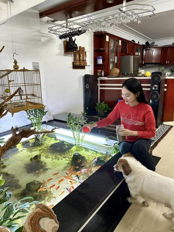 Á hậu 1 Trịnh Thùy Linh bất ngờ hé lộ không gian sống chuẩn con nhà giàu-5