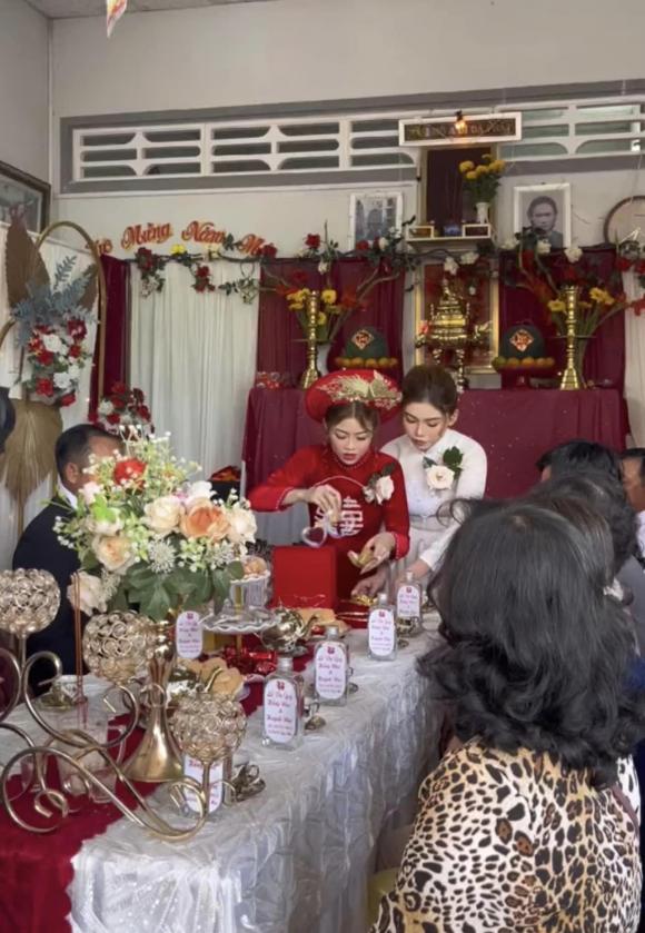 Cặp đồng tính nữ tổ chức đám cưới linh đình, dân mạng rần rần chúc phúc vì quá đẹp đôi-5