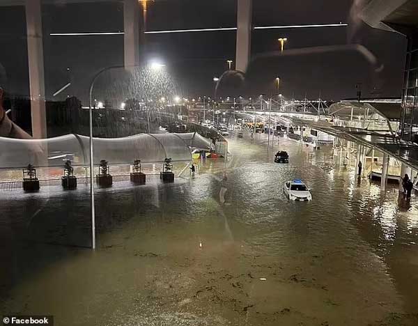 Phi cơ bay 13 tiếng rồi... hạ cánh xuống chỗ cũ-4