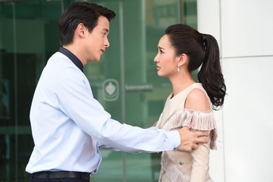 5 năm vợ không có bầu tôi ly hôn, 4 năm sau gặp vợ cũ ở trường mầm non, tôi năn nỉ cô ấy tái hôn