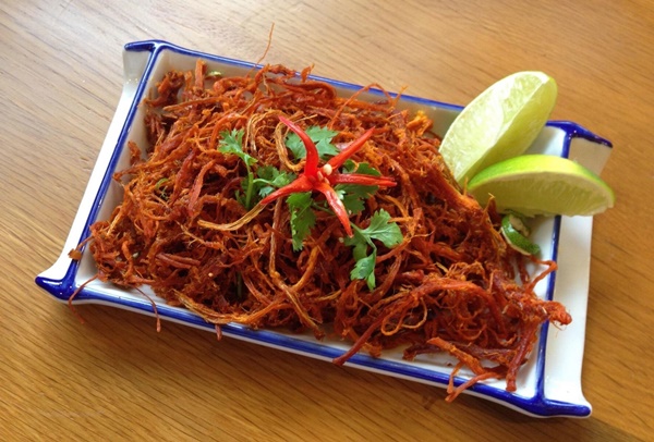 Sau Tết Nguyên Đán, đổi vị cho cả nhà với món&nbsp;nộm bò khô hấp dẫn, chuẩn vị phố cổ Hà Nội-1