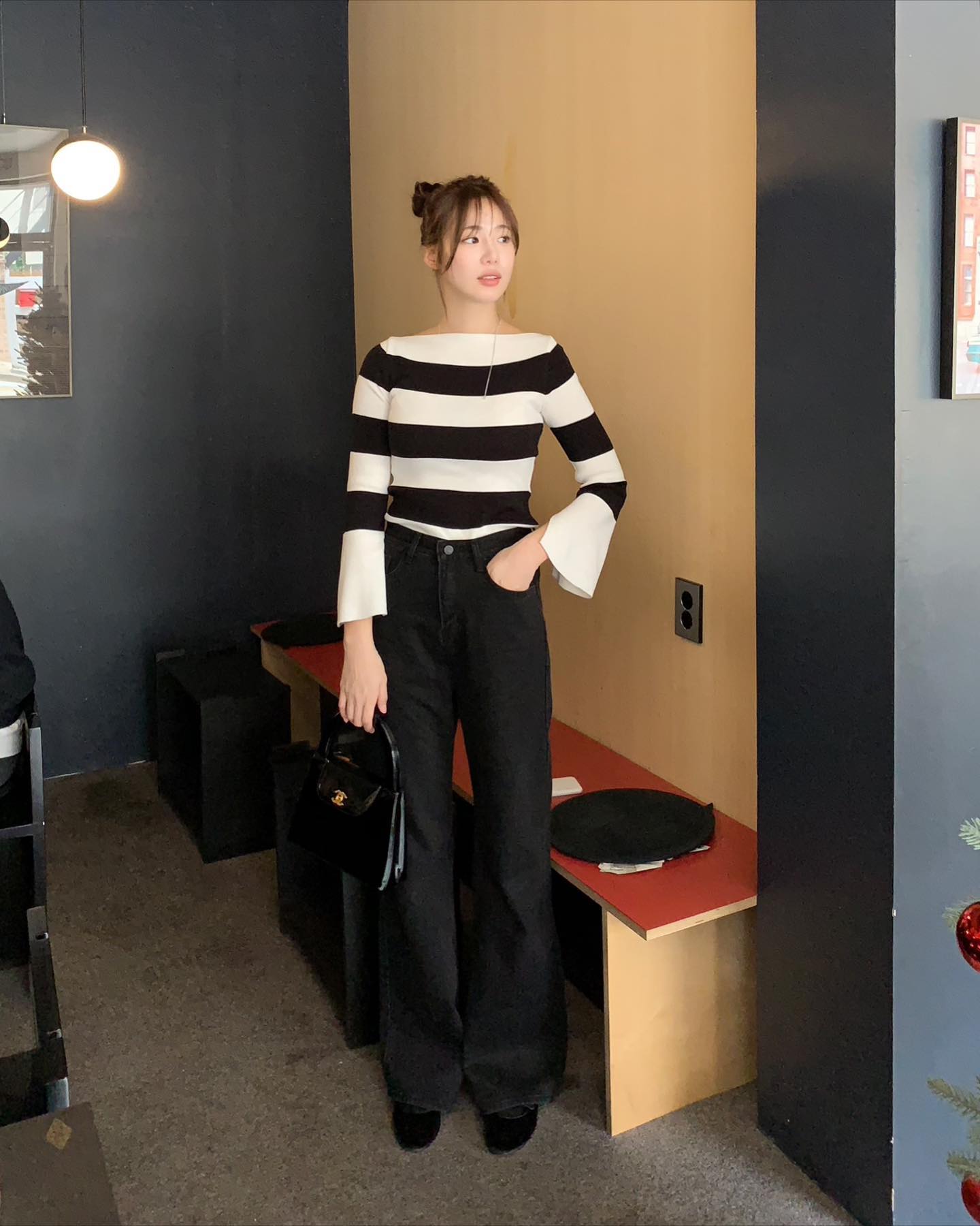 Áo thun dài tay có 10 cách diện trẻ trung mà vẫn thanh lịch-3