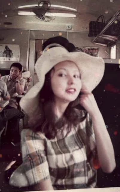 Cô gái khoe ảnh bà nội 50 năm trước, nhìn hình ai cũng xuýt xoa-3