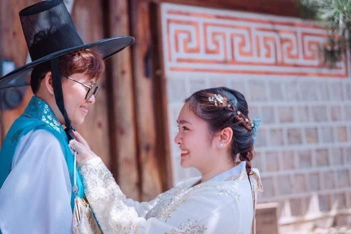 Đăng ảnh cùng người yêu đồng giới, Thiện Nhân phản pháo khi được gọi nhìn như hai chị em-1