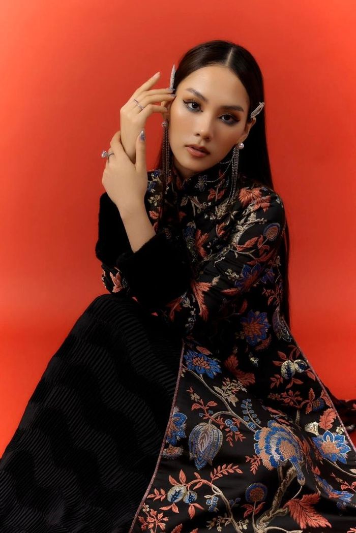 Hoa hậu Mai Phương: Hàng loạt thị phi chỉ trong 6 tháng đăng quang-4