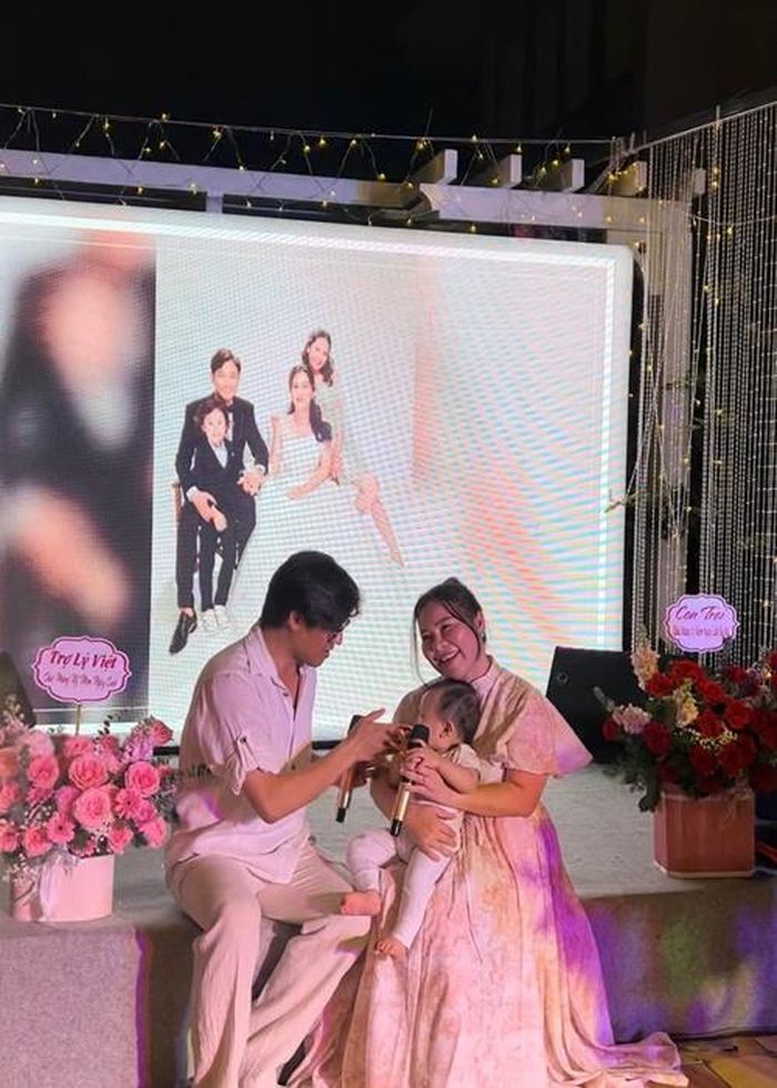 Con trai gần như lộ mặt của Quý Bình và vợ đại gia-8