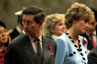 Công khai 32 bức thư Công nương Diana trách móc Charles
