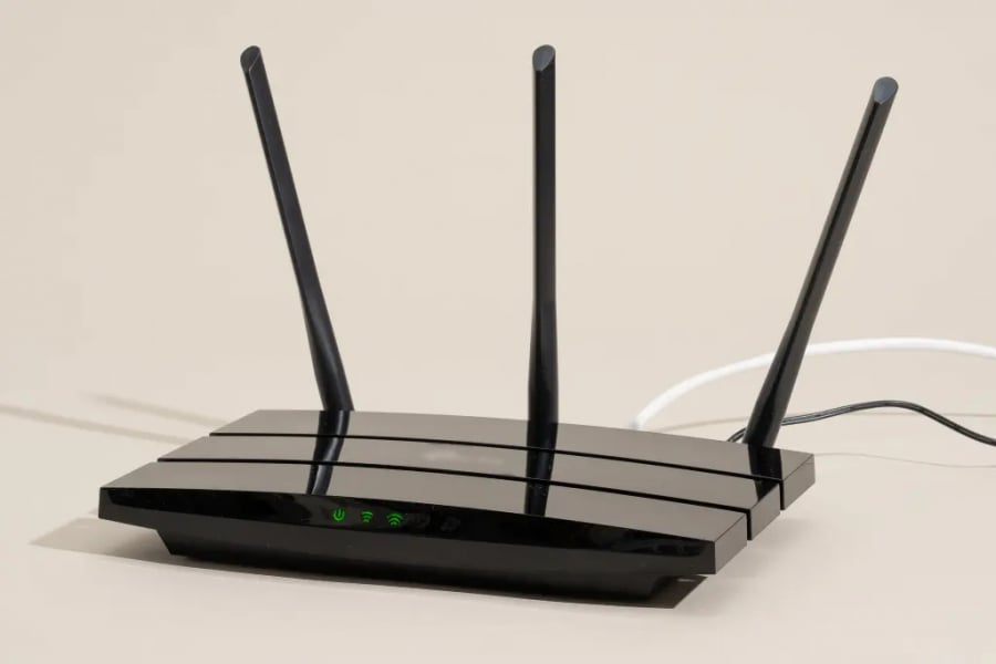 Vì sao bạn nên tắt nguồn bộ phát WiFi mỗi tháng một lần: Lợi ích bất ngờ, nhà nào cũng cần-1