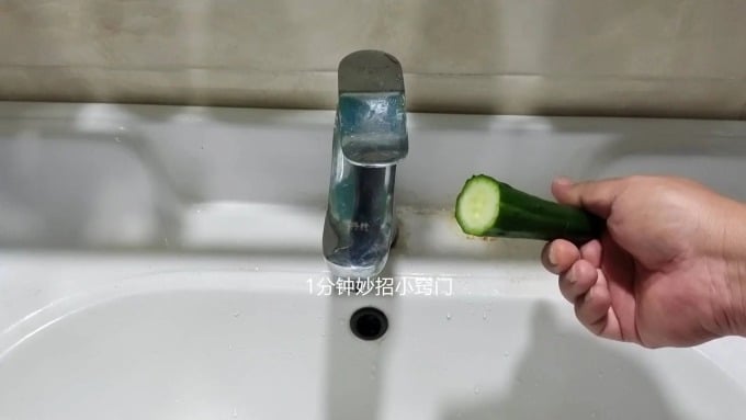 Đầu dưa chuột tưởng vứt đi nhưng lại là bảo bối, bạn sẽ tiếc vì không biết mẹo này sớm hơn-3