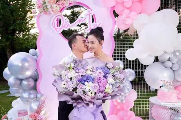 Đăng ảnh ngắm tuyết rơi ở Hàn Quốc, Shark Bình - Phương Oanh nhận về cơn mưa lời chê từ netizen-1