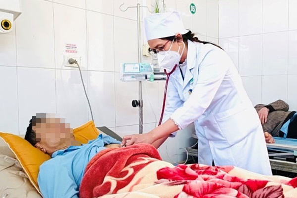 Làm thế nào cứu người ngừng tim, ngừng thở tại chỗ?-2