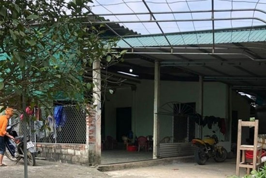 Cãi vã trong cuộc nhậu đầu năm, cha chém con trai tử vong