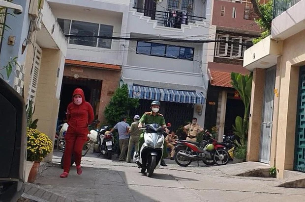 Bé gái 6 tháng tuổi chết bất thường-1