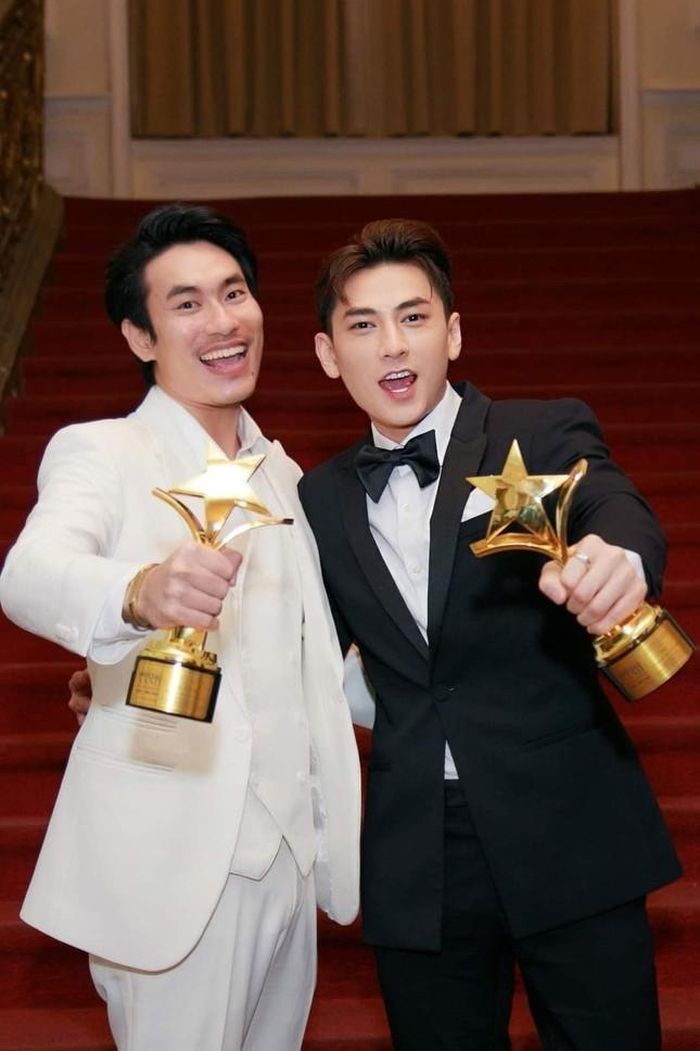 Kiều Minh Tuấn lột xác ngoạn mục: Nhan sắc ngày càng trẻ trung, gu ăn mặc hiện đại-2