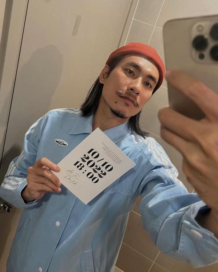 Kiều Minh Tuấn lột xác ngoạn mục: Nhan sắc ngày càng trẻ trung, gu ăn mặc hiện đại-3