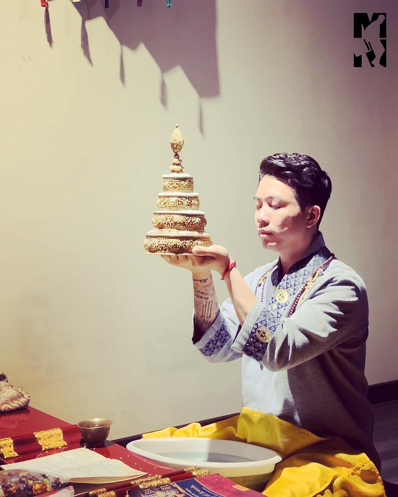 Doanh nhân Minh Nhựa tiết lộ chỉ làm việc này trong 1 phút giúp cân bằng mọi áp lực: Dù đứng, ngồi hay nằm đều thực hiện dễ dàng-3