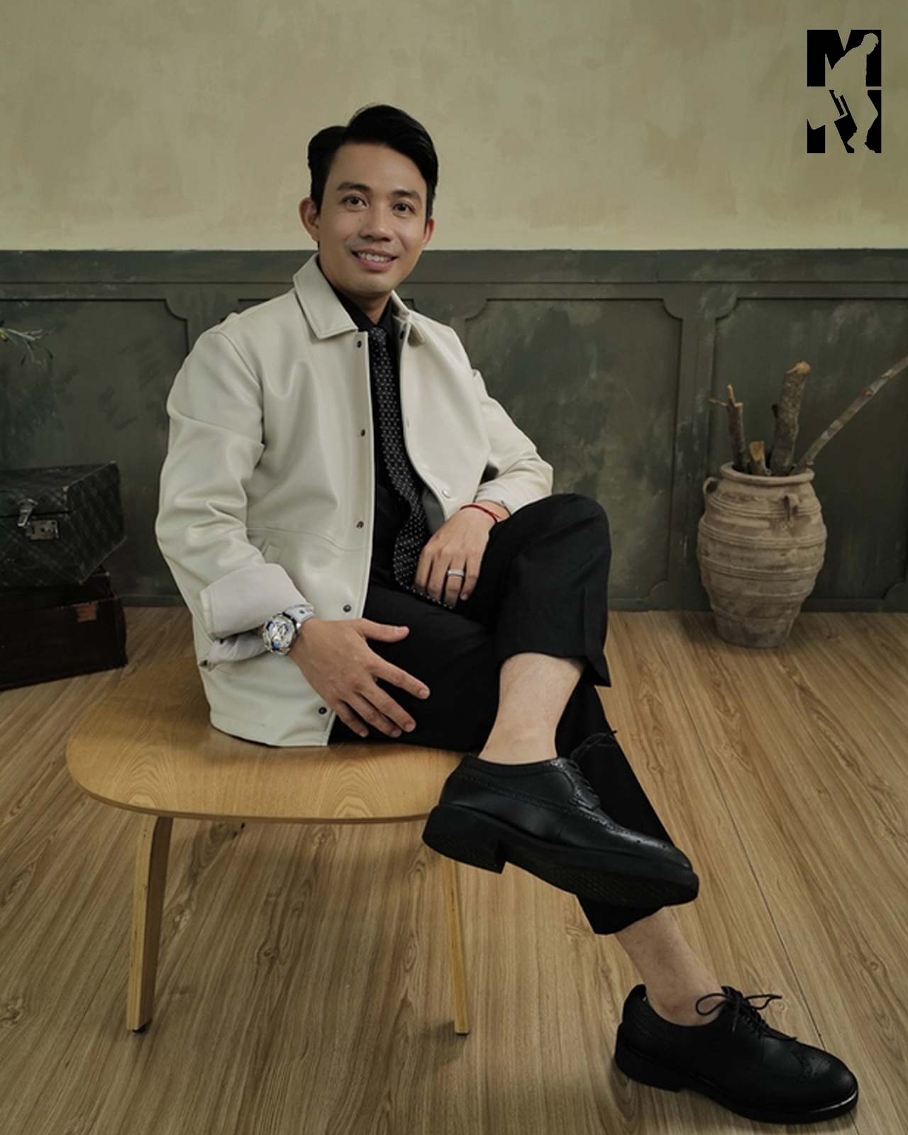 Doanh nhân Minh Nhựa tiết lộ chỉ làm việc này trong 1 phút giúp cân bằng mọi áp lực: Dù đứng, ngồi hay nằm đều thực hiện dễ dàng-1