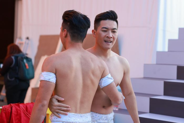 Quốc Nghiệp ngã từ độ cao 2m khi tập cùng Quốc Cơ ở Italy-11