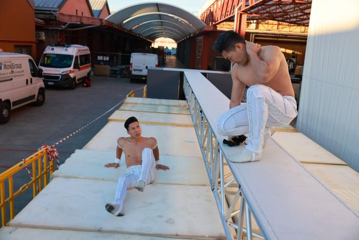 Quốc Nghiệp ngã từ độ cao 2m khi tập cùng Quốc Cơ ở Italy-9