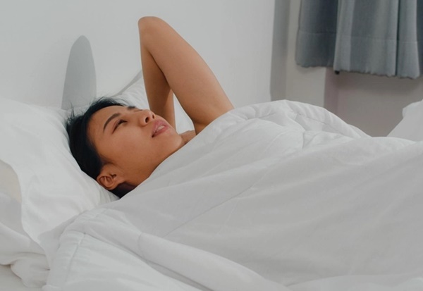 4 dấu hiệu khi ngủ cho thấy cơ thể phụ nữ đang lão hóa nhanh dù ở tuổi nào-4