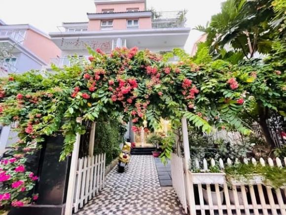 Choáng ngợp với biệt thự gần gũi thiên nhiên, đặc biệt là khu vườn đầy hoa trái của Thân Thúy Hà-2