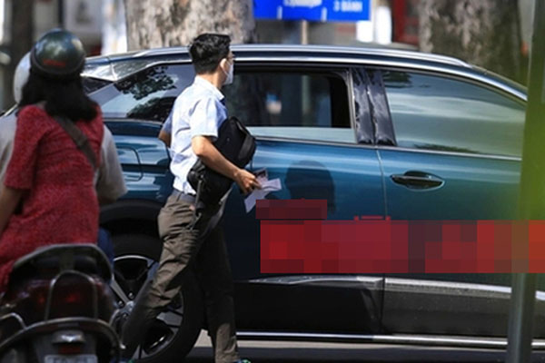 Lai Châu: 10 nữ quái sát phạt nhau bằng hình thức xóc đĩa-2