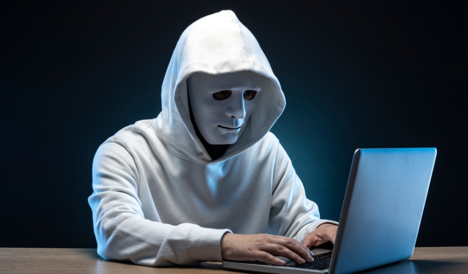 Bị lừa gần 100 triệu đồng do tin lời hacker online-1