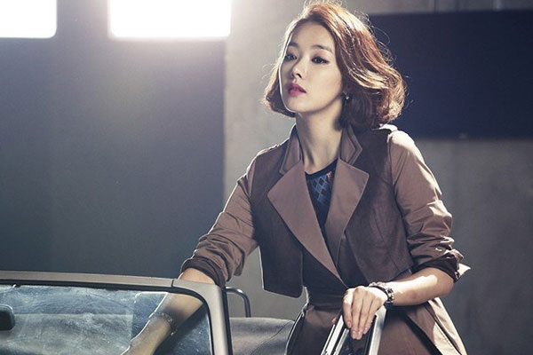 Phụ nữ có 2 mảnh đất cần chăm sóc, đàn ông không làm thì sẽ có người khác làm thay-3