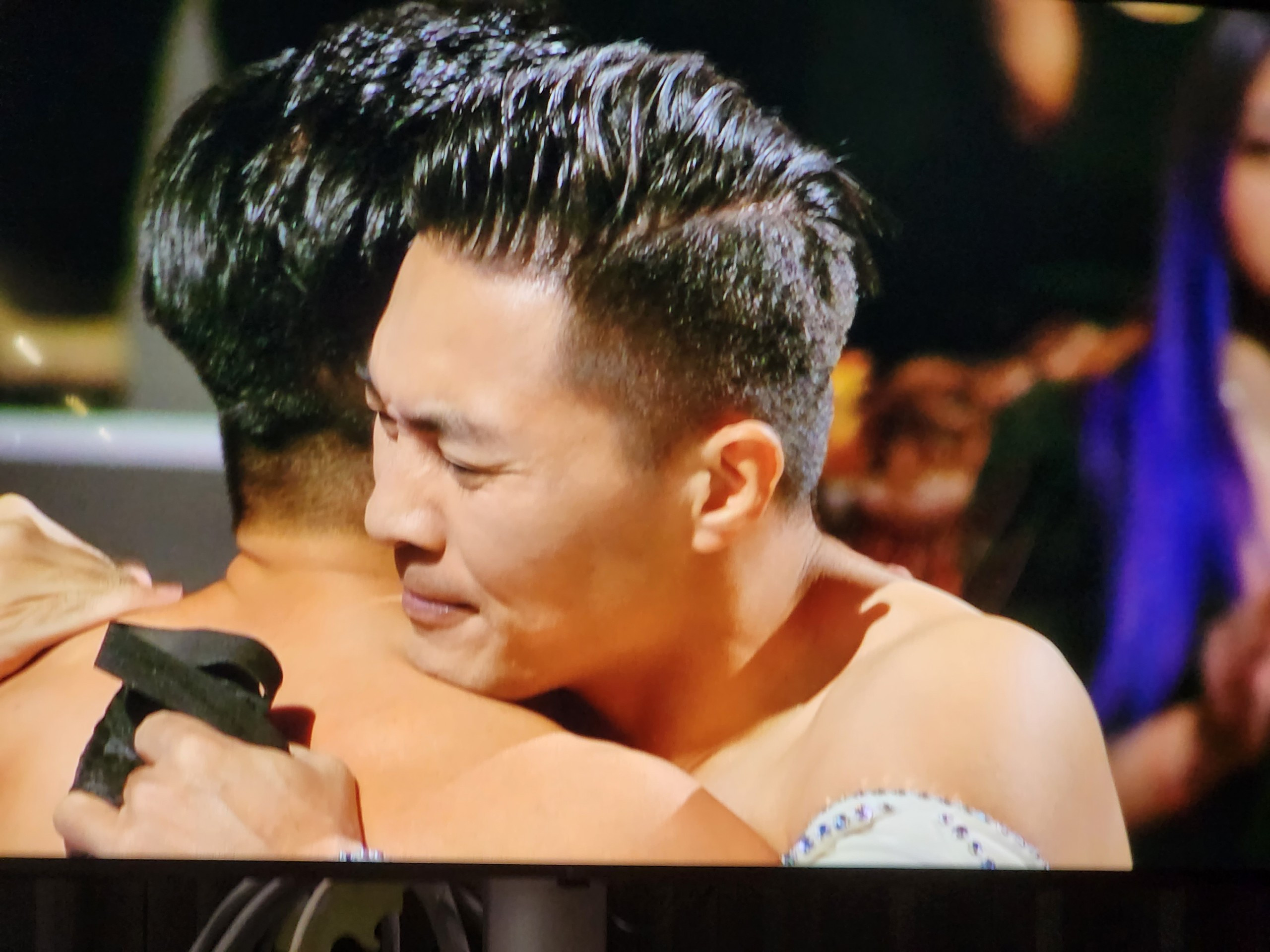 Quốc Cơ - Quốc Nghiệp phá kỷ lục thế giới đầy ngoạn mục ở Italy-2