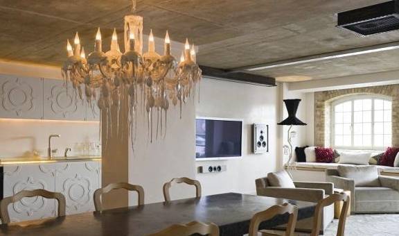 Bàn ăn đừng đặt ngẫu nhiên, đặc biệt tránh đối diện 3 vị trí sau kẻo ảnh hưởng đến sức khỏe, tài khí phân tán-1