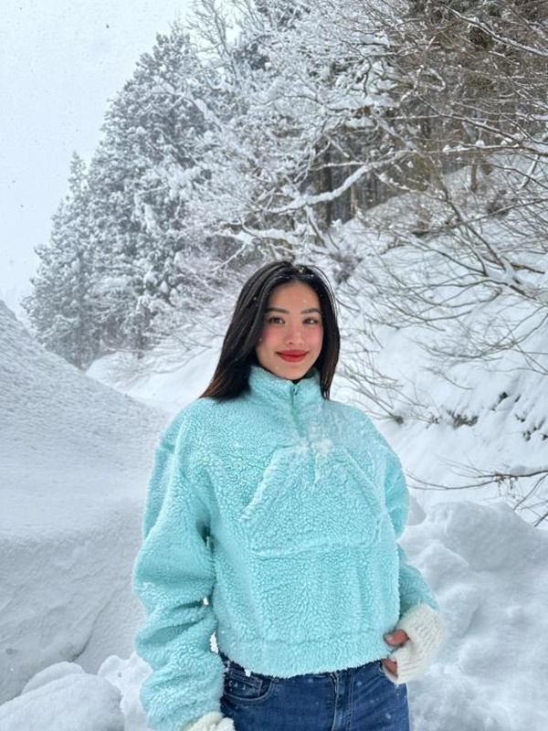 Muôn kiểu phản ứng của Hoa, Á hậu Việt khi bị tố chưa tốt nghiệp, lộ bảng điểm bết bát-10