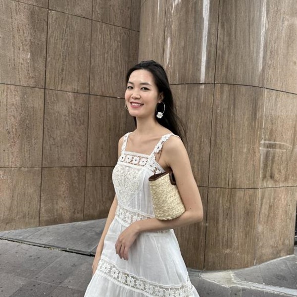 Muôn kiểu phản ứng của Hoa, Á hậu Việt khi bị tố chưa tốt nghiệp, lộ bảng điểm bết bát-29