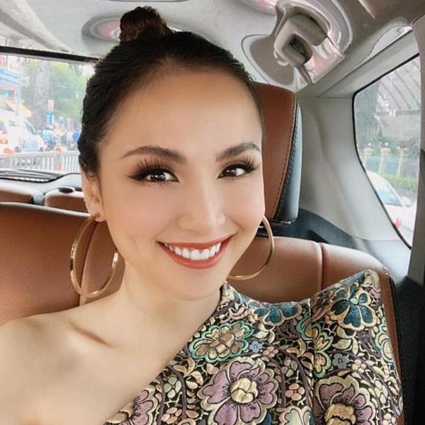 Muôn kiểu phản ứng của Hoa, Á hậu Việt khi bị tố chưa tốt nghiệp, lộ bảng điểm bết bát-32