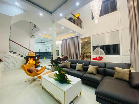 Cô gái 33 tuổi xây biệt thự tặng bố mẹ, dân mạng chỉ biết ngưỡng mộ-5