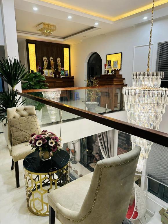 Cô gái 33 tuổi xây biệt thự tặng bố mẹ, dân mạng chỉ biết ngưỡng mộ-12