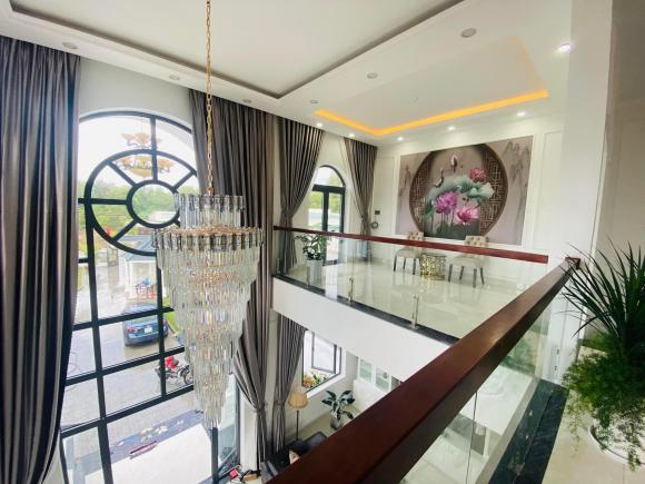 Cô gái 33 tuổi xây biệt thự tặng bố mẹ, dân mạng chỉ biết ngưỡng mộ-13