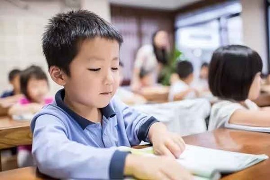 Nghiên cứu Đại học Oxford khiến nhiều cha mẹ giật mình: Hóa ra trẻ học kém đi đến từ nguyên nhân này