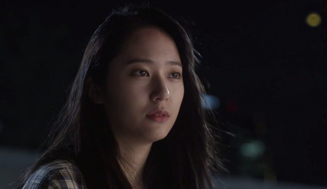 Tháng nào chị dâu cũng được mẹ chồng cho 500 nghìn tiền xăng xe, tôi bảo chị sướng nhưng sau lời than thở của chị, tôi gay gắt với mẹ ngay-1