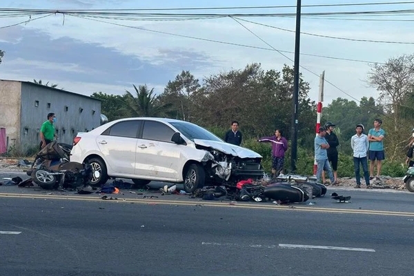 Phú Quốc: Tạm giữ lái xe dùng rượu, bia gây tai nạn làm 7 người thương vong-2