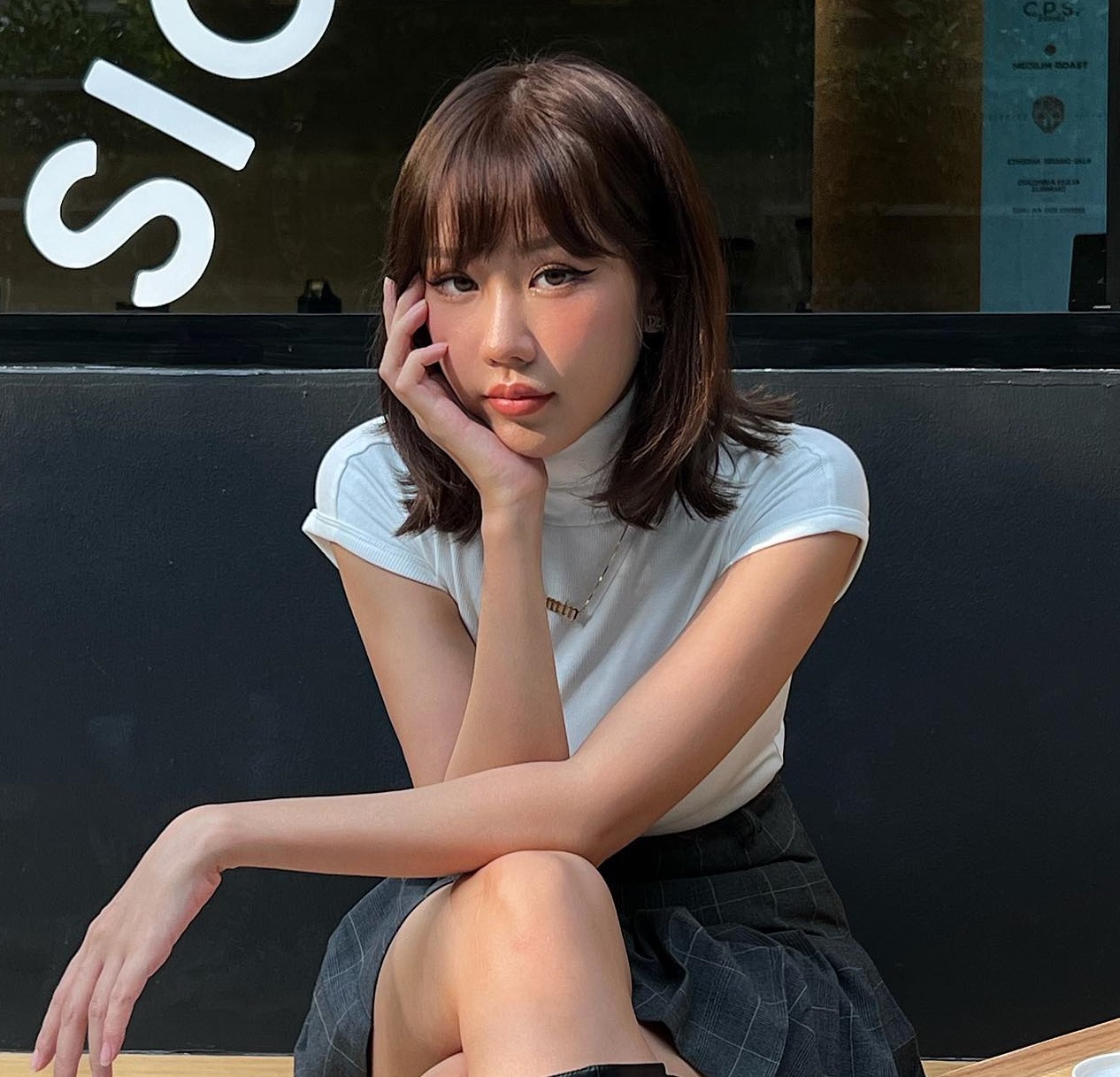 4 kiểu tóc hack tuổi của các mỹ nhân Việt-8